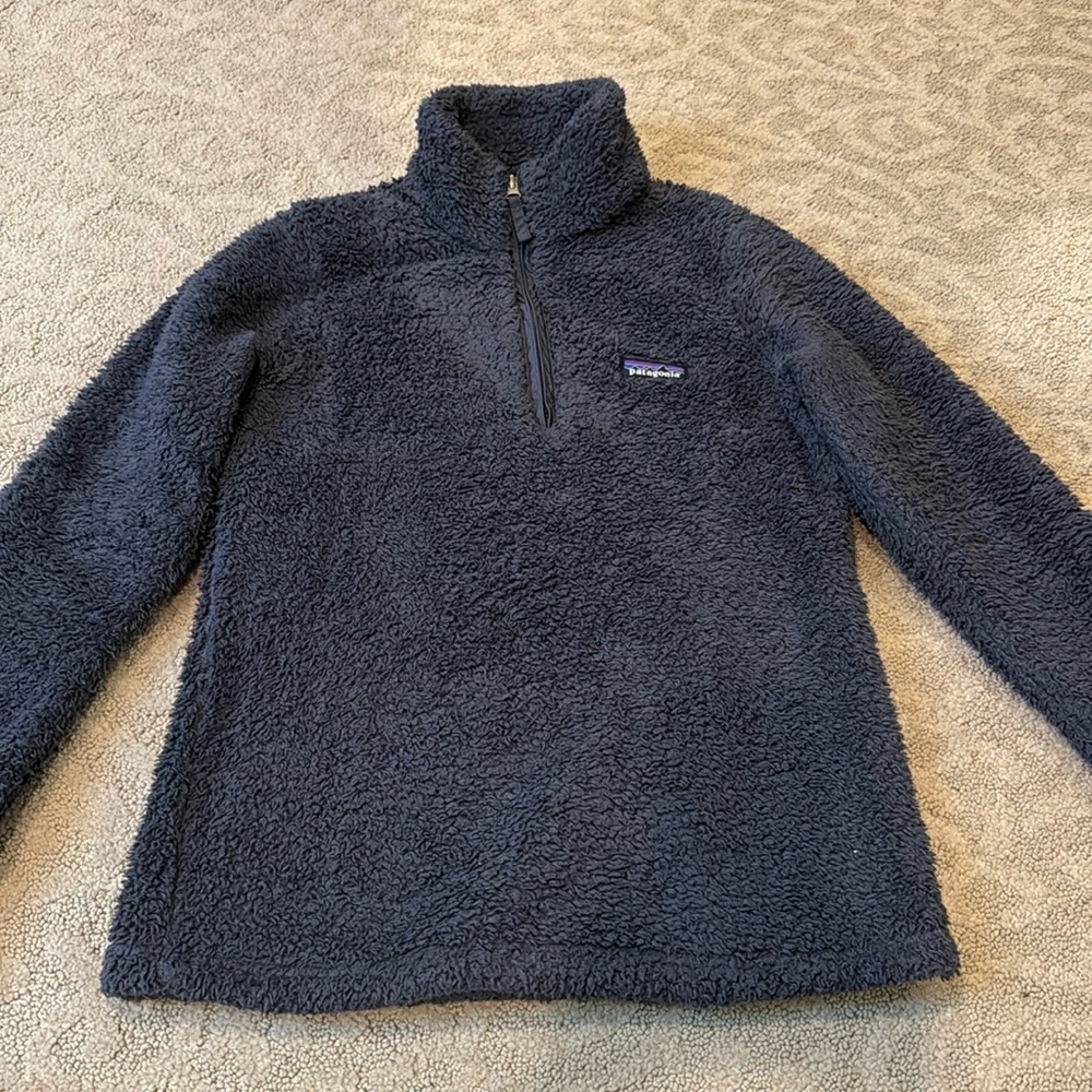 Patagonia long sleeve fuzzy quarter zip